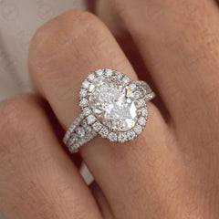 2.20 TCW Oval Cut Halo Moissanite Ring for Women