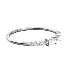 Round Cut Solitaire With Accents Lab Grown Diamond Ring for Women