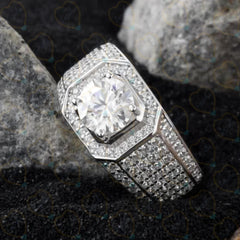 1.70 TCW Round Cut Men's Jewelry Lab Grown Diamond Ring for Women