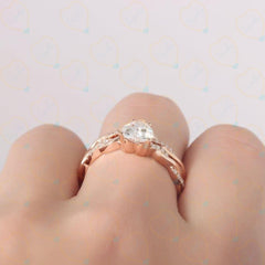 1.00 TCW Heart Cut Bridal Set Lab Grown Diamond Ring for Women