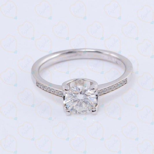 1.00 TCW Round Cut Solitaire With Accents Lab Grown Diamond Ring for Women