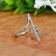 Round Cut Twisted Lab Grown Diamond Ring for Women